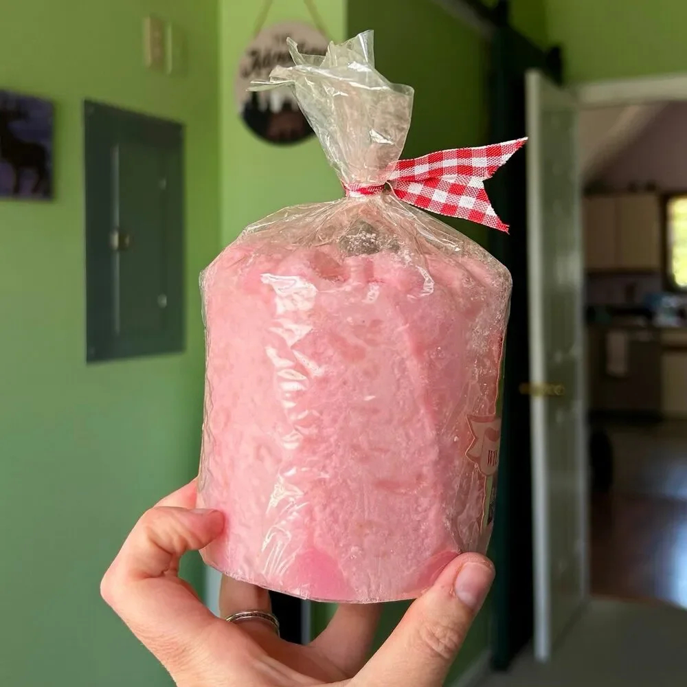 Vintage Candle by Betty Crocker Bakery Candle Collection - Wild Strawberry Scent